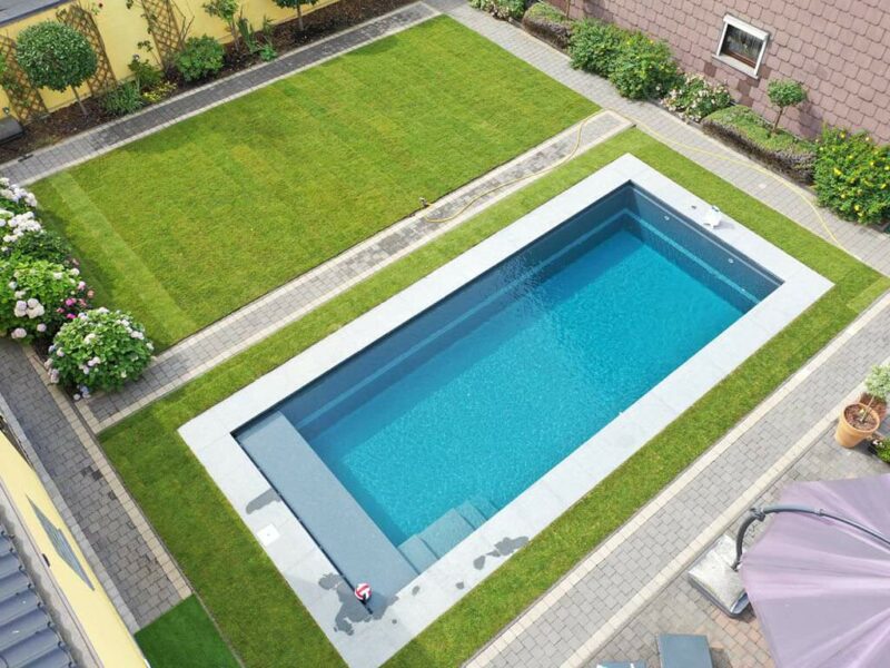 xl-lounger-keramia-medence-3